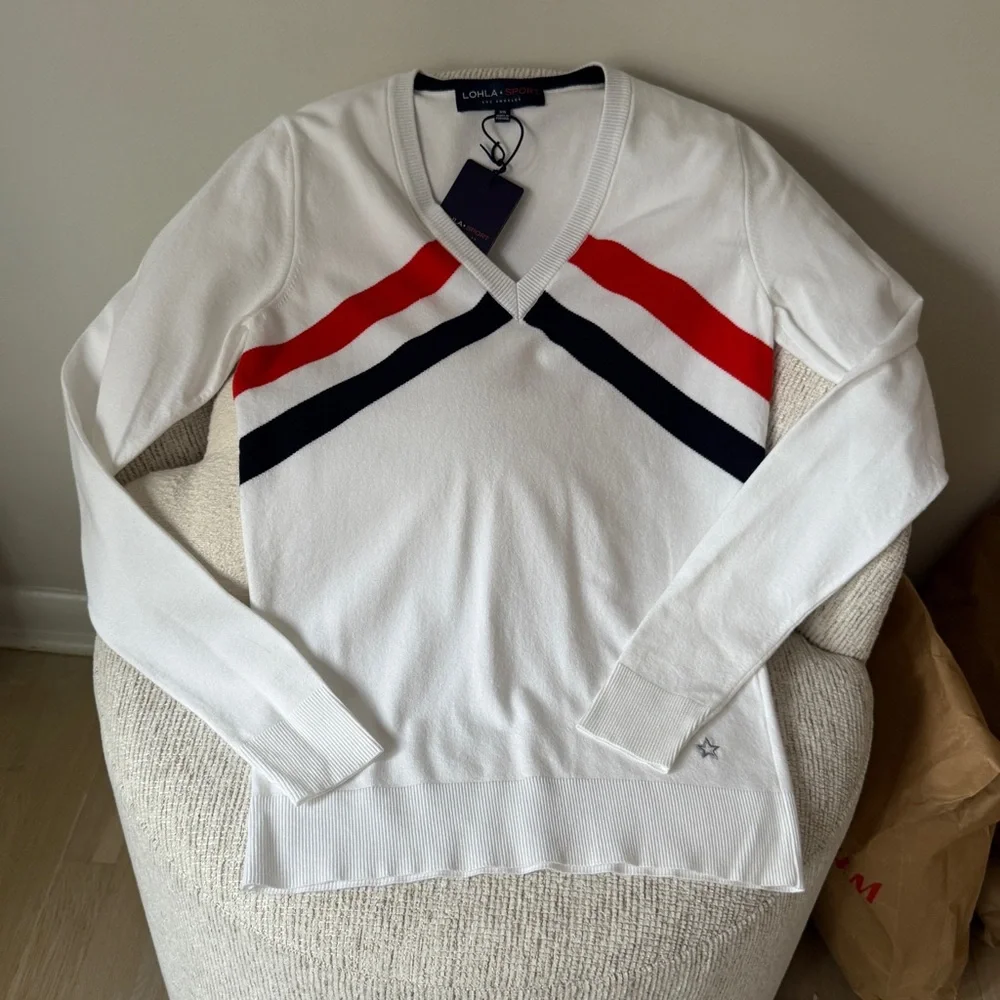 The Celine V-Neck Sweater Lohla Spoers NWT - Picture 3 of 10